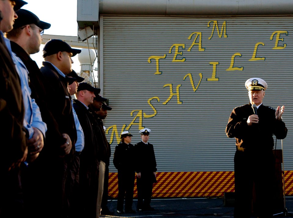 US Navy 090109-N-3316L-196 Chief of Naval Operations (CNO) Adm. Gary Roughead speaks to crew members of the amphibious transport dock ship USS Nashville (LPD 13)
