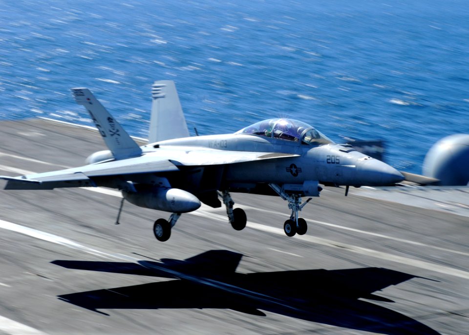 US Navy 090109-N-4014G-126 An F-A-18F Super Hornet approaches the flight deck of USS Dwight D. Eisenhower (CVN 69)