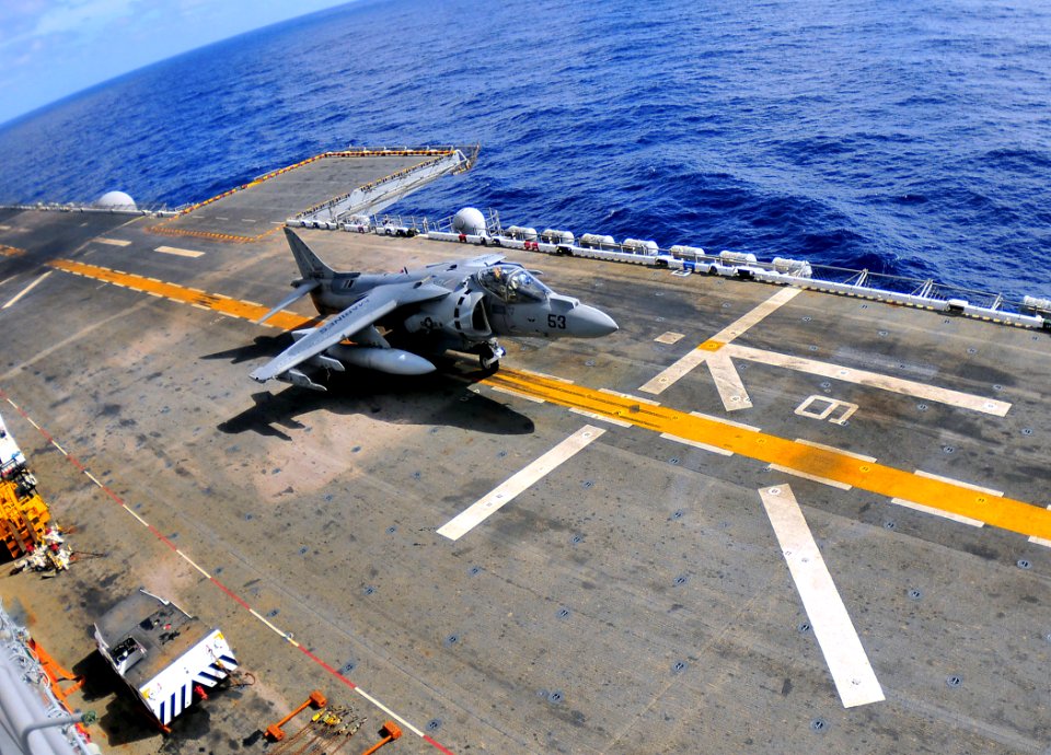 US Navy 090113-N-4774B-017 An AV-8B Harrier II jet takes off from the flight deck of USS Boxer (LHD 4)