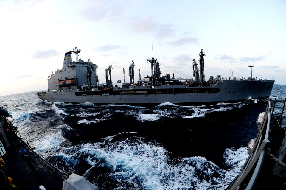 US Navy 090117-N-7918H-141 The Military Sealift Command fleet replenishment oiler USNS Tippecanoe (T-AO 199) pulls along side the guided-missile destroyer USS Mahan (DDG 72)
