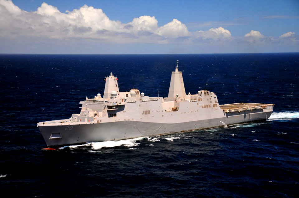 US Navy 110818-N-ZS026-202 USS Green Bay, at sea in the Indian Ocean