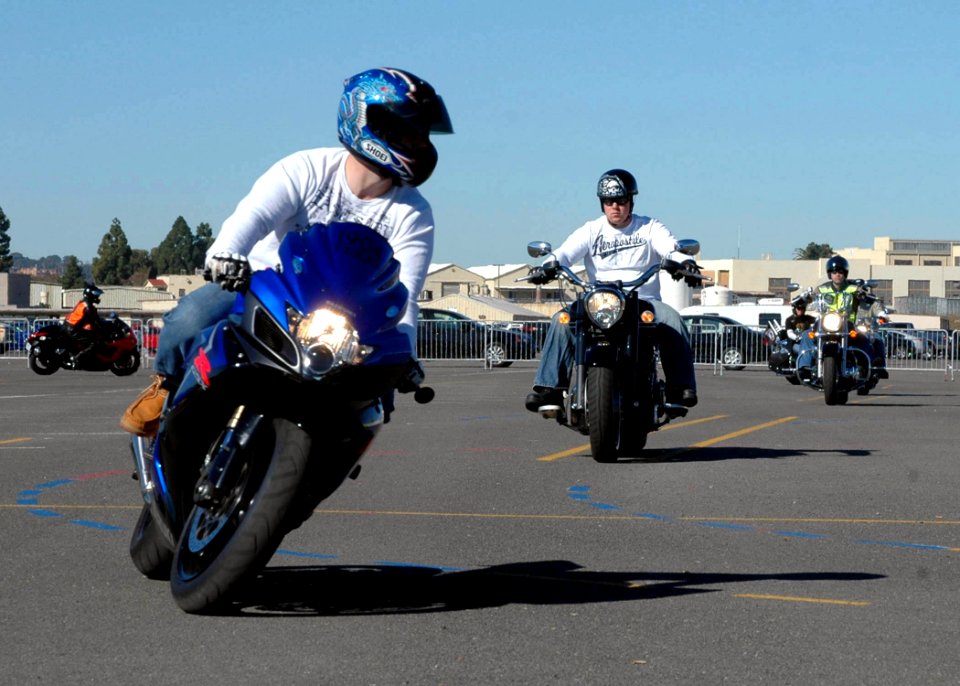 US Navy 090130-N-0515W-033 Sailors from the amphibious assault ship USS Bonhomme Richard's (LHD 6) Motorcycle Safety Riding Club participate in a command-supported safety ride