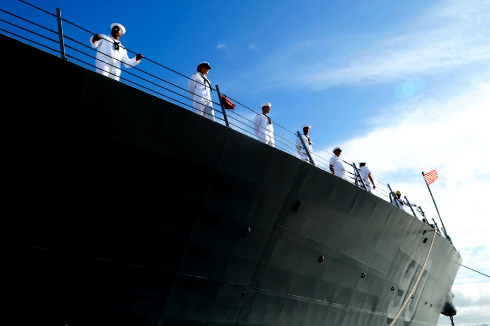 US Navy 111129-N-WP746-165 Sailors aboard the guided-missile destroyer USS Chafee (DDG 90) man the rails as the ship departs on an independent depl