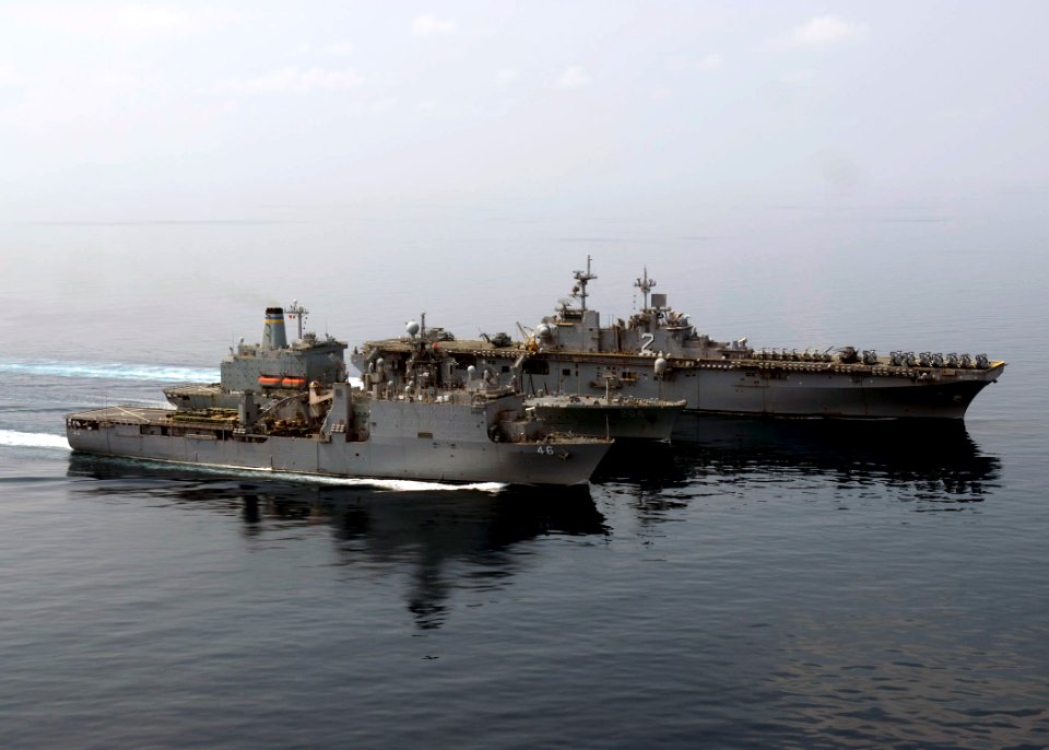 US Navy 090206-N-5253W-127 USS Tortuga (LSD 46) and USS Essex (LHD 2) receive fuel from USNS Rappahannock (T-AO 204)