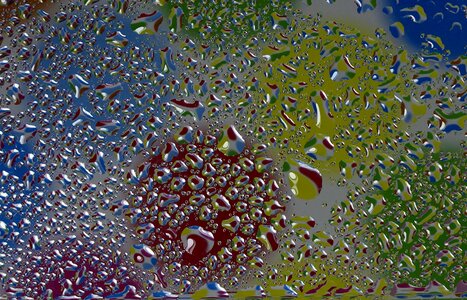 Refractive coloring water