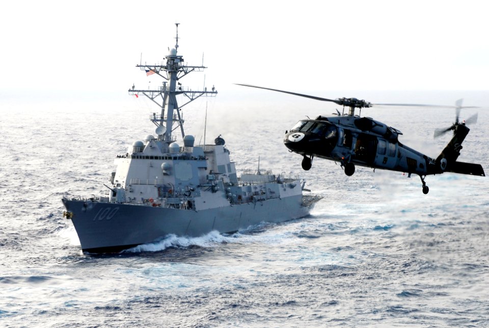 US Navy 090206-N-8157C-013 An MH-60S Sea Hawk from the