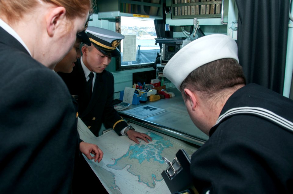 US Navy and Japan Maritime Self-Defense Force Sailors conduct sister ship tours 151218-N-RU971-162