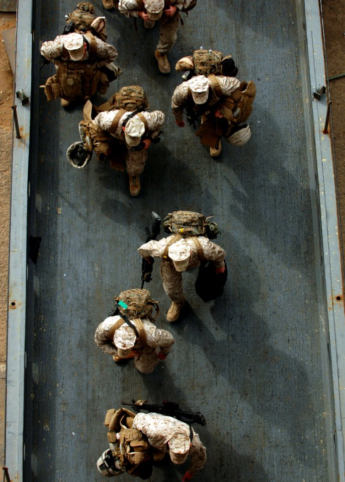 US Navy 090214-N-4236E-088 Marines embark aboard USS Iwo Jima (LHD 7)