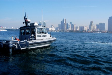 US Navy 090224-N-4929F-078 Navy Region Southwest Harbor Security patrols the San Diego harbor