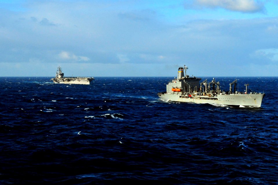 US Navy 090303-N-5758H-085 USS Dwight D. Eisenhower (CVN 69) prepares to pull along side USNS Big Horn (T-AO 198)