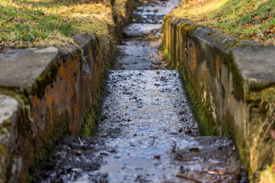 Stone river screen background