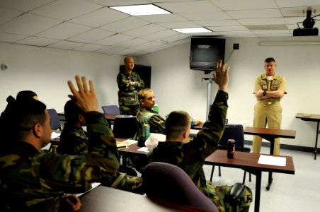 US Navy 090324-N-9818V-387 Master Chief Petty Officer of the Navy (MCPON) Rick West visits Sailors at Construction Battalion Maintenance Unit (CBMU) 202 at Naval Station Anacostia