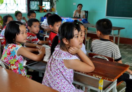 USAID supports deworming education and medication distribution in Bac Giang Province (8761167323) photo