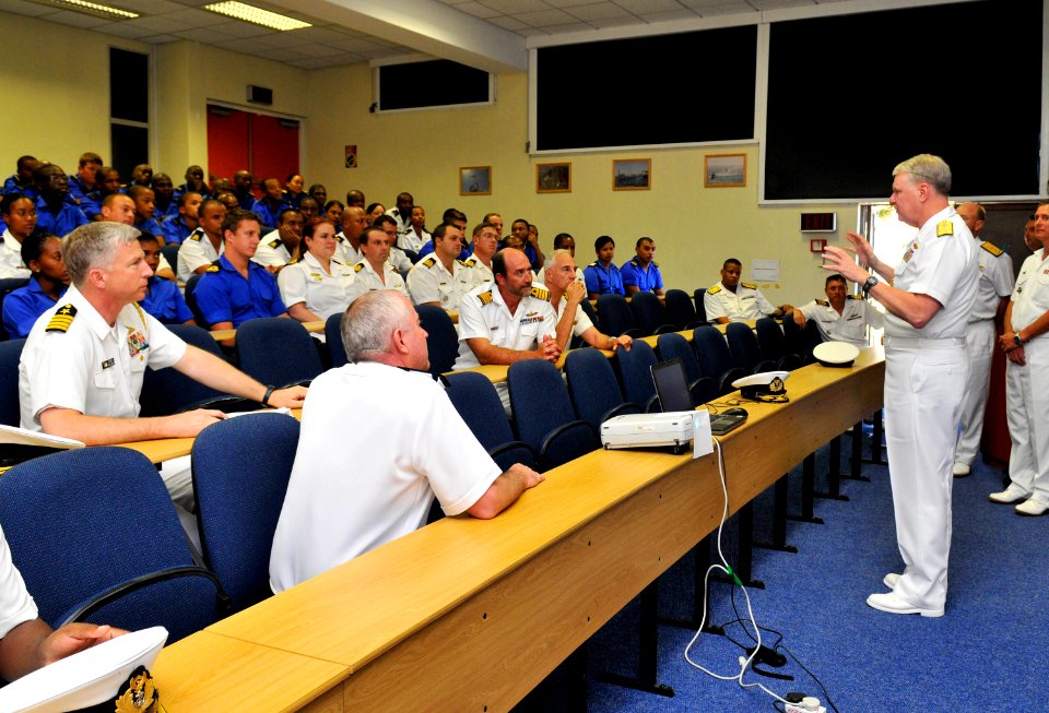 US Navy 090407-N-8273J-232 Chief of Naval Operations (CNO) Adm. Gary Roughead speaks with students at the Maritime Warfare School