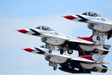 Fighting falcon demonstration aerial show photo
