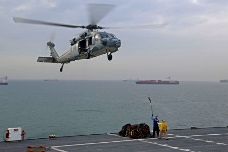 USNS Comfort conducts a replenishment. (19309908679)