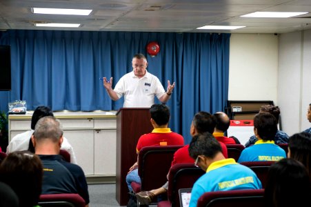 USNS Mercy holds a Women, Peace and Security meeting in the Philippines during Pacific Partnership 2015 150723-N-UQ938-127