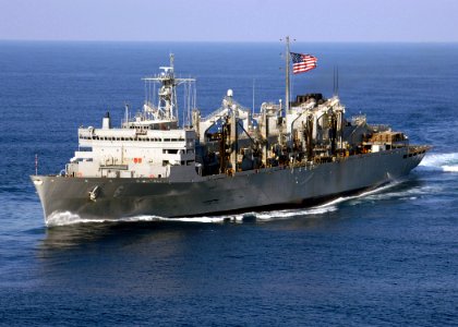 USNS Supply (T-AOE-6) underway in the Atlantic Ocean on 7 May 2006 (6697433)