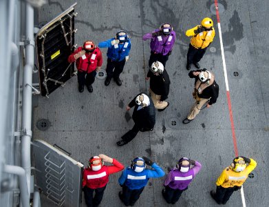 USS America operations 140831-N-LD343-008