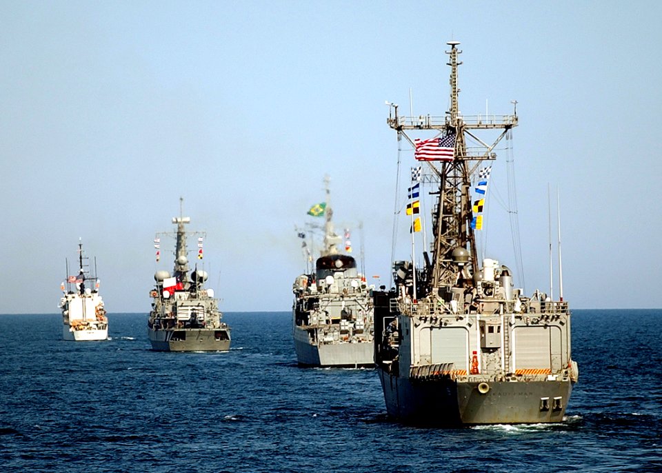 US Navy 090423-N-1580K-110 The guided-missile frigate USS Kauffman (FFG 59) is underway with the U.S. Coast Guard cutter Thetis (WMEC 910), the Chilean Navy frigate Almirante Blanco Encalada (FF-15), and the Brazilian Navy frig
