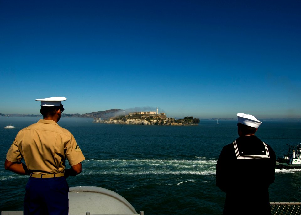 USS America operations 141006-N-AC979-014