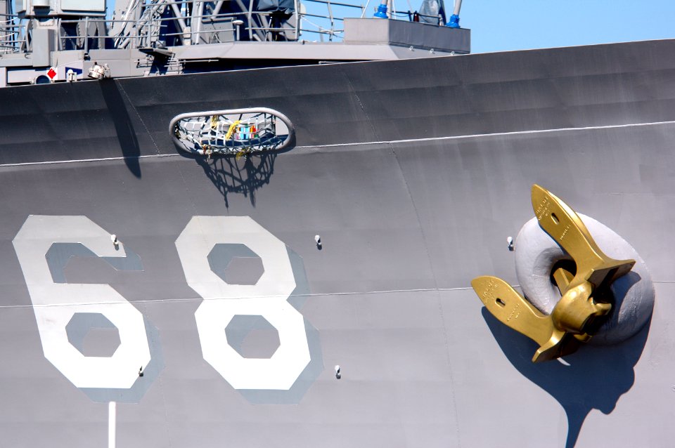 USS Anzio (CG-68) golden anchor
