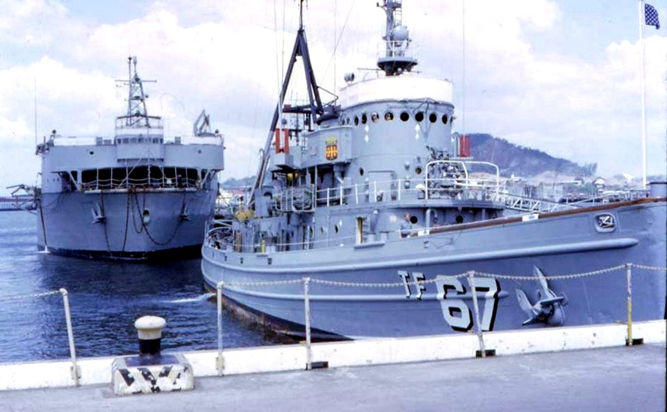 USS Apache (ATF-67) and USS White Sands (ARD-20)
