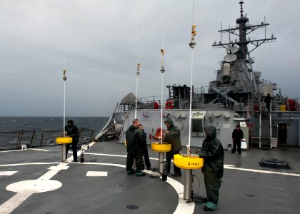USS Arleigh Burke 110917-N-FI736-008