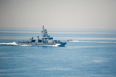 USS Arleigh Burke (DDG 51) 140508-N-WD757-117 (14220673844)