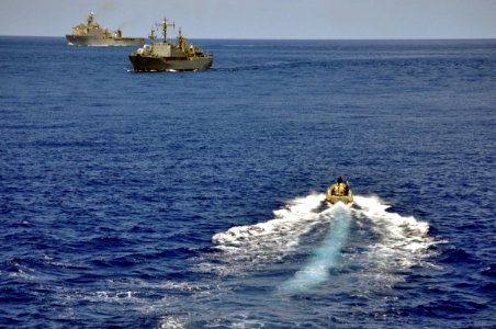 US Navy 090425-N-4124C-006 A rigid-hulled inflatable boat (RHIB) from the guided-missile destroyer USS Forrest Sherman (DDG 98) heads to a Colombian National Navy ship for a passenger transfer during UNITAS Gold