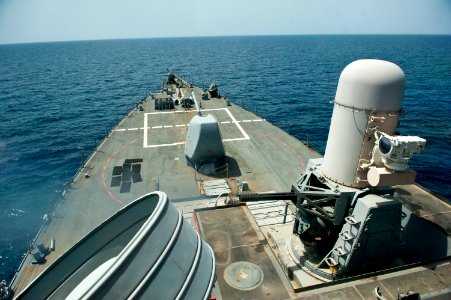 USS Arleigh Burke (DDG 51) 140416-N-WD757-148 (13966350033)