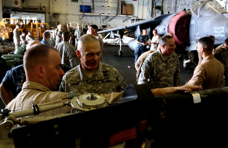 USS Bataan (LHD 5) 140712-M-WB921-054 (14471840800)