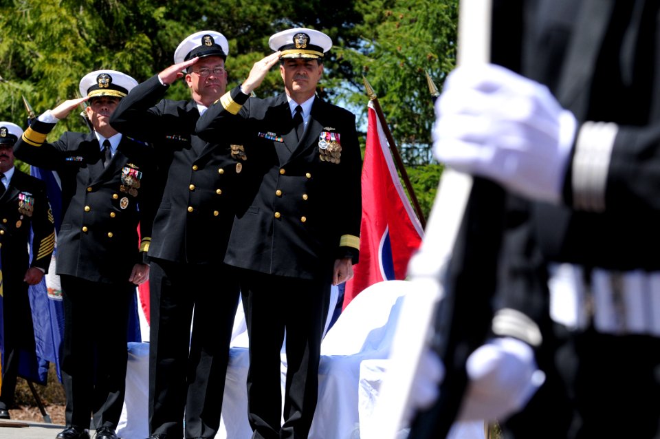 US Navy 090501-N-9818V-145 Rear Adm. Douglas J. McAney, Commander, Submarine Force U.S. Pacific Fleet, Force Master Chief Mo Pollard, Commander, Submarine Force U.S. Pacific Fleet and Rear Adm. Paul J. Bushong, Deputy Director