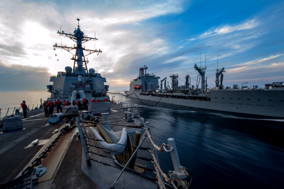 USS Bataan (LHD 5) 140507-N-VC599-123 (14140735272)