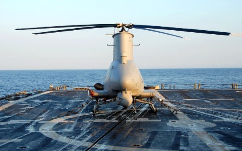 US Navy 090508-N-2821G-001 The Northrop Grumman Corporation-developed Unmanned Aerial Vehicle MQ-8B Fire Scout sits on the flight deck of the guided-missile frigate USS McInerney (FFG 8)
