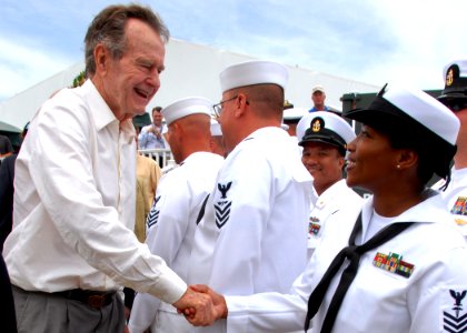 US Navy 090506-N-3013W-012 Former President of the United States George H. W. Bush greets sailors from Naval Air Station Jacksonville at the Players Championship at TPC Sawgrass during Military Appreciation Day