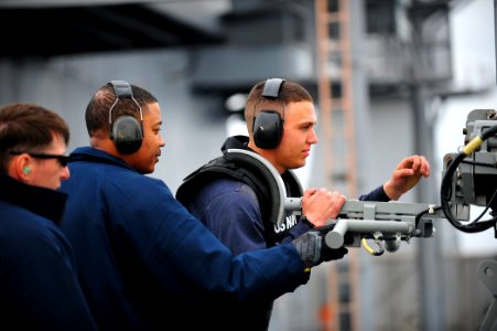 USS Blue Ridge operations 150303-N-NM917-884