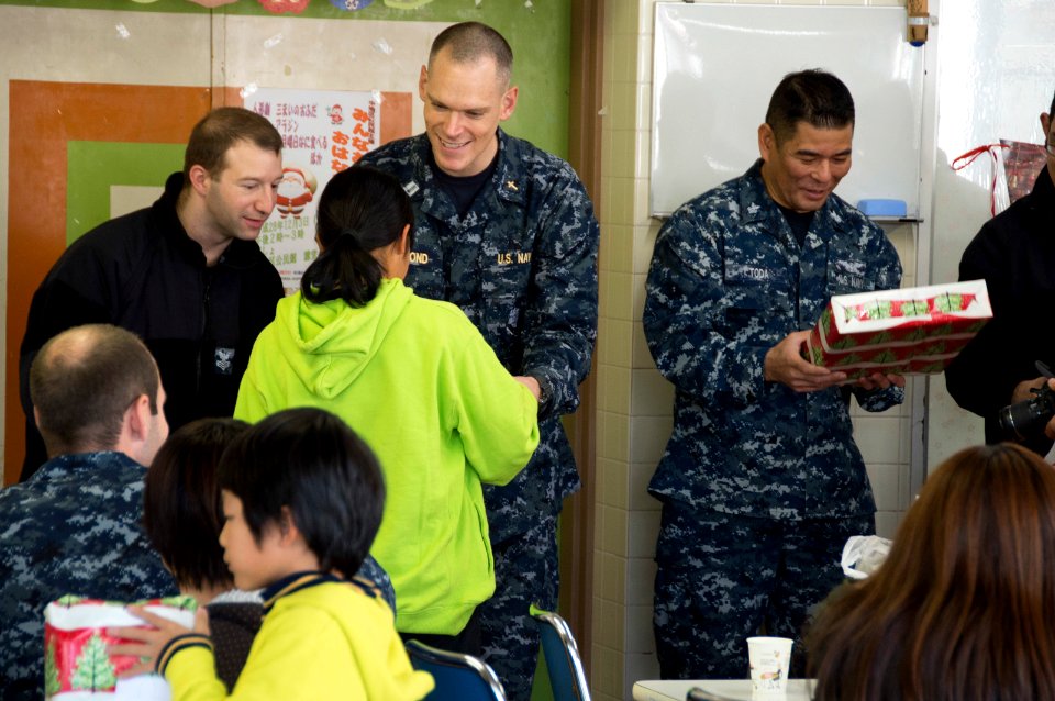 USS Bonhomme Richard (LHD 6) Angel Tree COMREL for the Omura Children't Home 161210-N-XK809-150