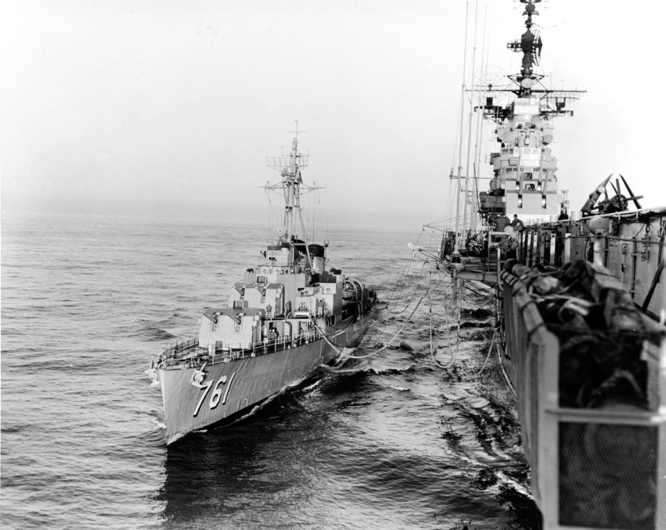 USS Buck (DD-761) refueling from USS Boxer (CVA-21) in January 1954