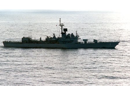 USS Brooke (FFG-1) underway off San Clemente Island on 17 January 1988 (6640000)
