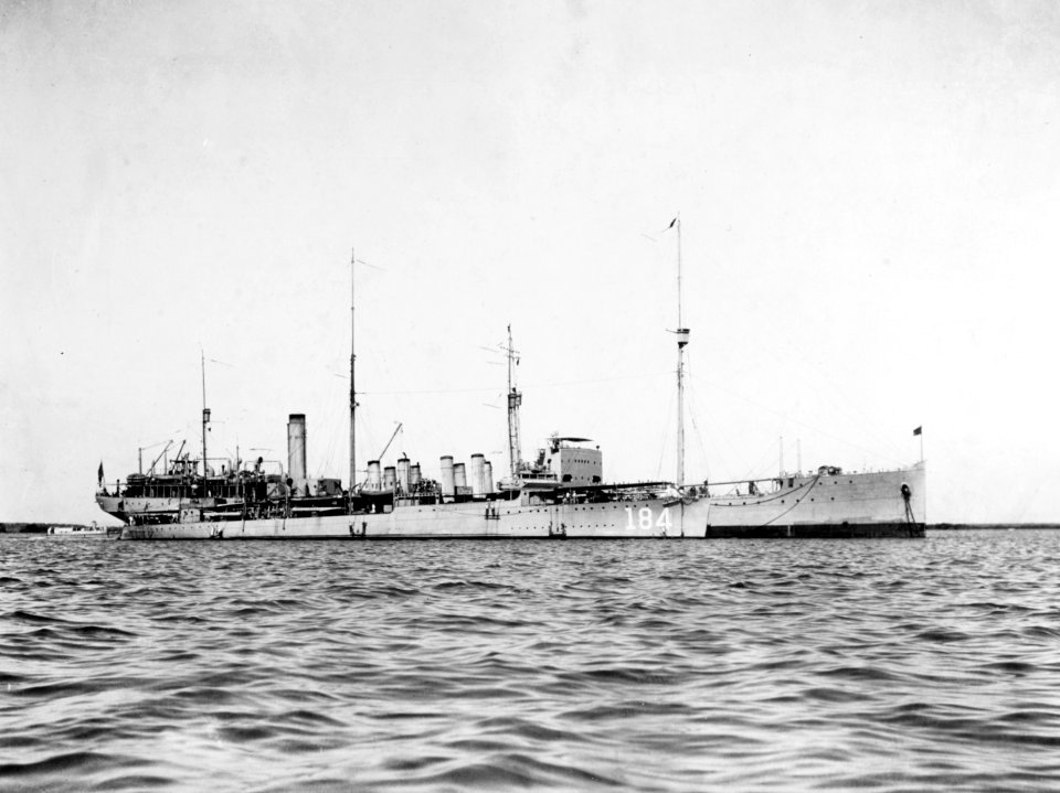 USS Brazos (AO-4) and USS Abbot (DD-184) at Guantanamo Bay in January 1920