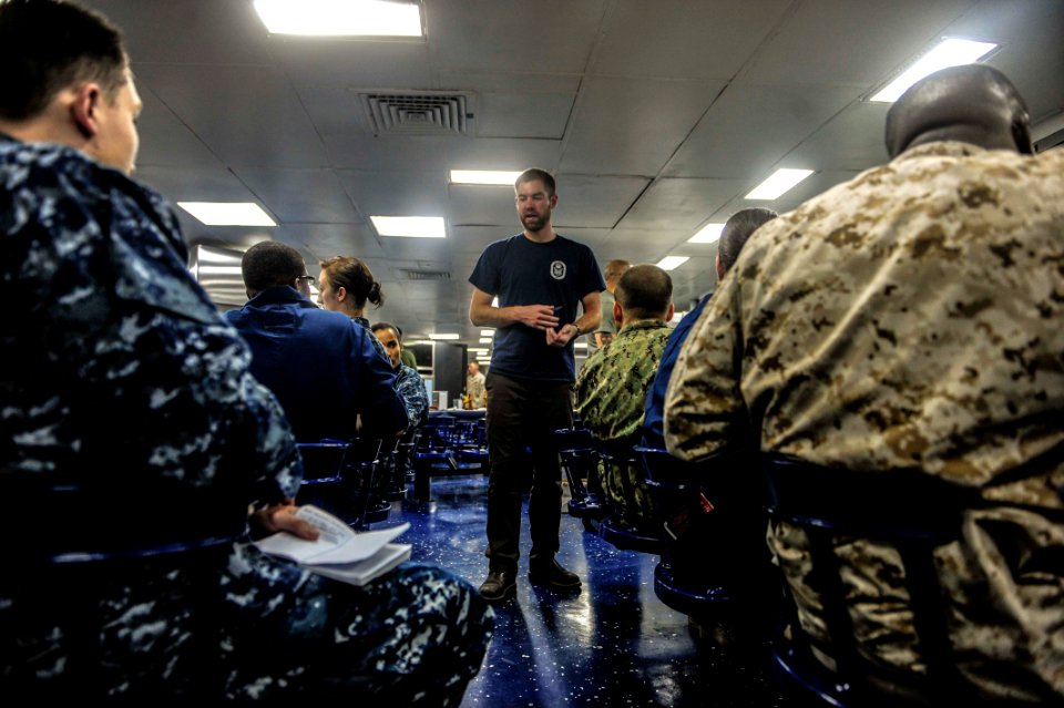 USS Boxer (LHD 4) 140311-N-GM561-012 (13183061423)