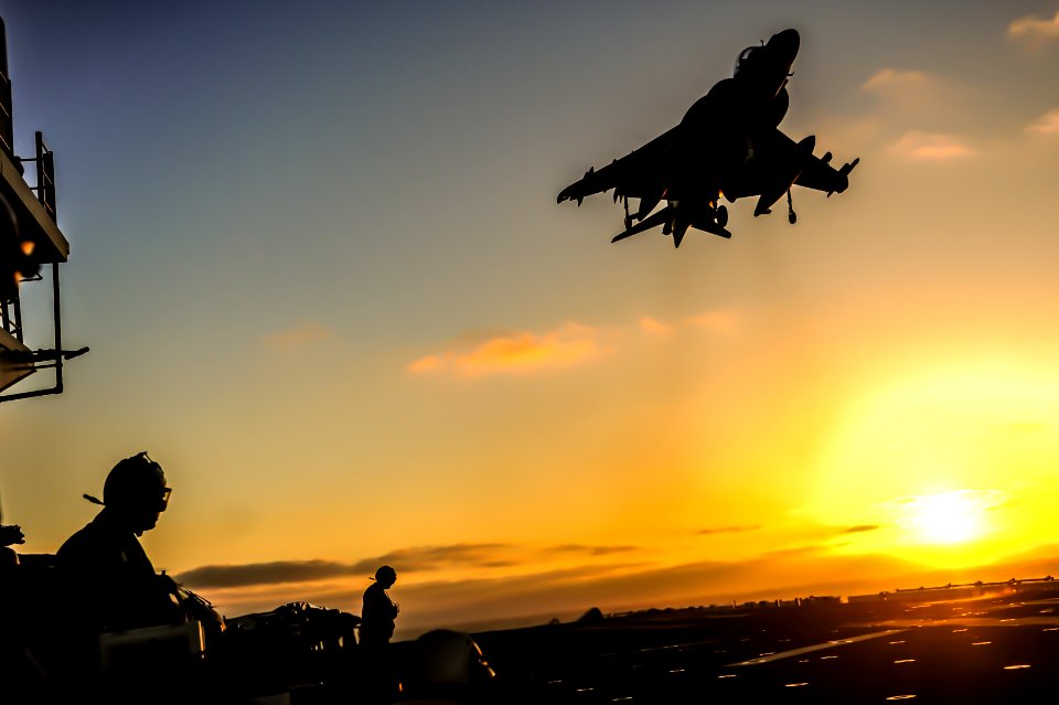 USS Boxer conducts flight operations. (9087066824)