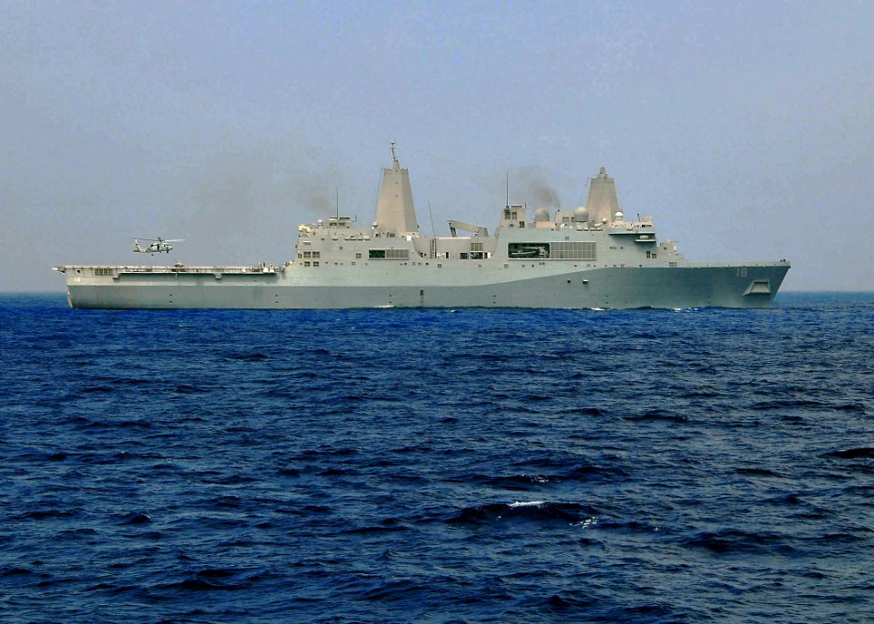 US Navy 090528-N-4774B-132 The amphibious transport dock ship USS New Orleans (LPD 18) conducts flight operations