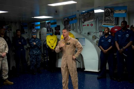 USS BOXER (LHD 4) 140221-N-MK881-026 (12832141135)