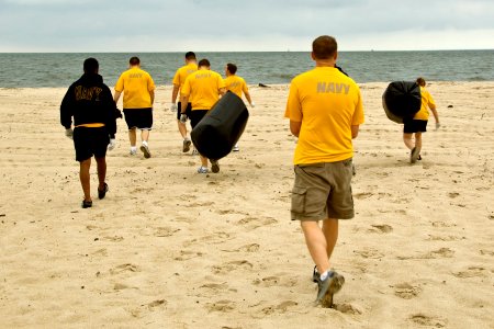 US Navy 090606-N-7874H-010 Sailors from the Navy School of Music participate in Clean the Bay Day at Naval Amphibious Base Little Creek