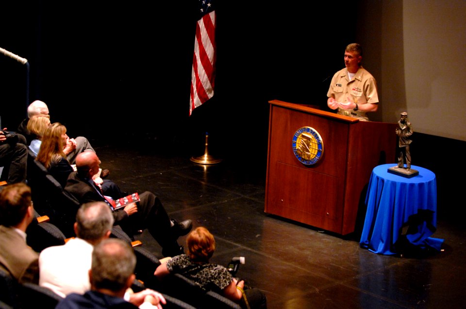 US Navy 090602-N-9818V-398 Master Chief Petty Officer of the Navy (MCPON) Rick West addresses guests at a book signing of