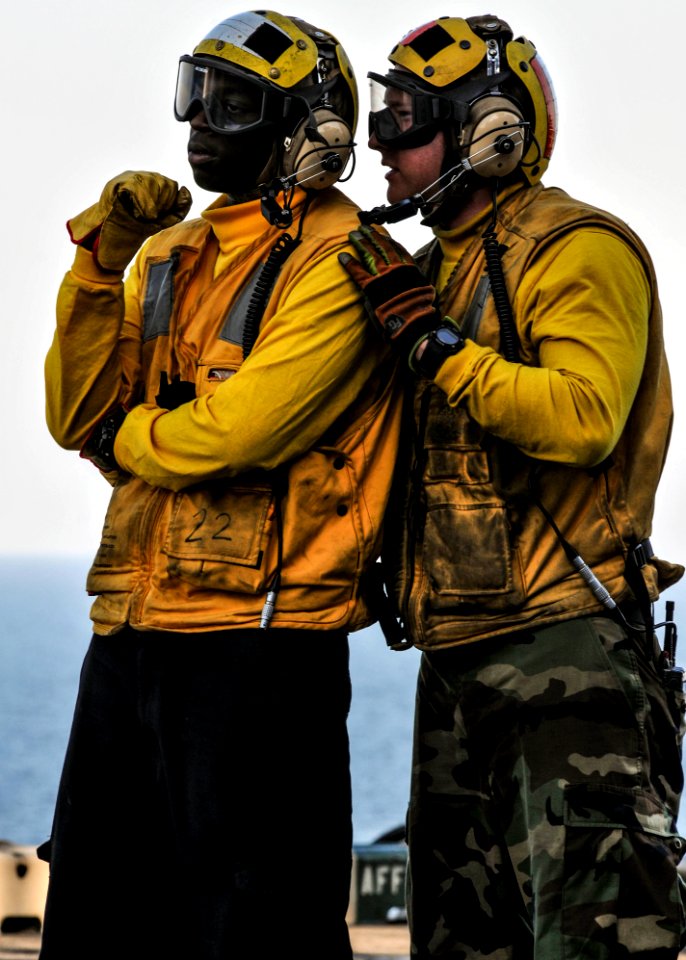 USS BOXER (LHD 4) 140225-N-SV688-099 (12851964634)