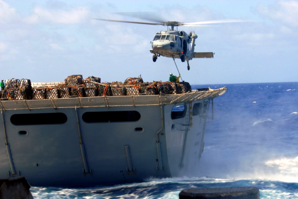 US Navy 090605-N-5586R-042 An MH-60S Sea Hawk Helicopter assigned to the
