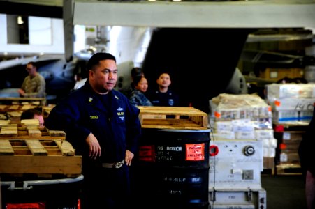 USS BOXER (LHD 4) 140207-N-SS492-137 (12382101063)